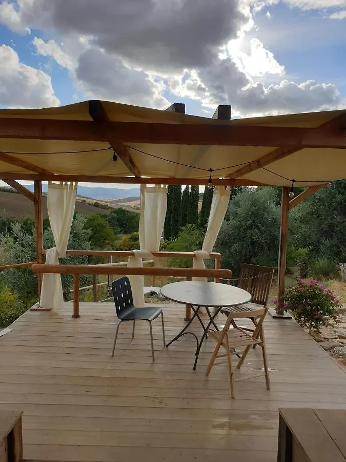 Agriturismo Podere Il Fornacino Santa Luce Farm stay