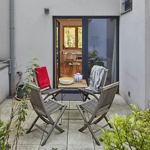 Days - W 2bdr - 3 Balconies - Garage - Next To Park Appartement Praag