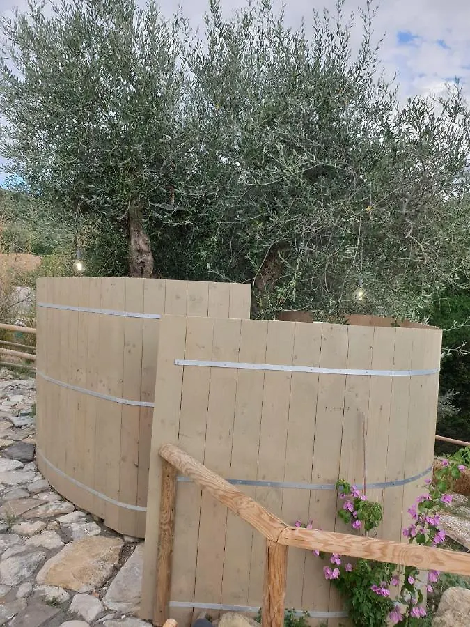 Agriturismo Podere Il Fornacino Santa Luce 0*,  Italië
