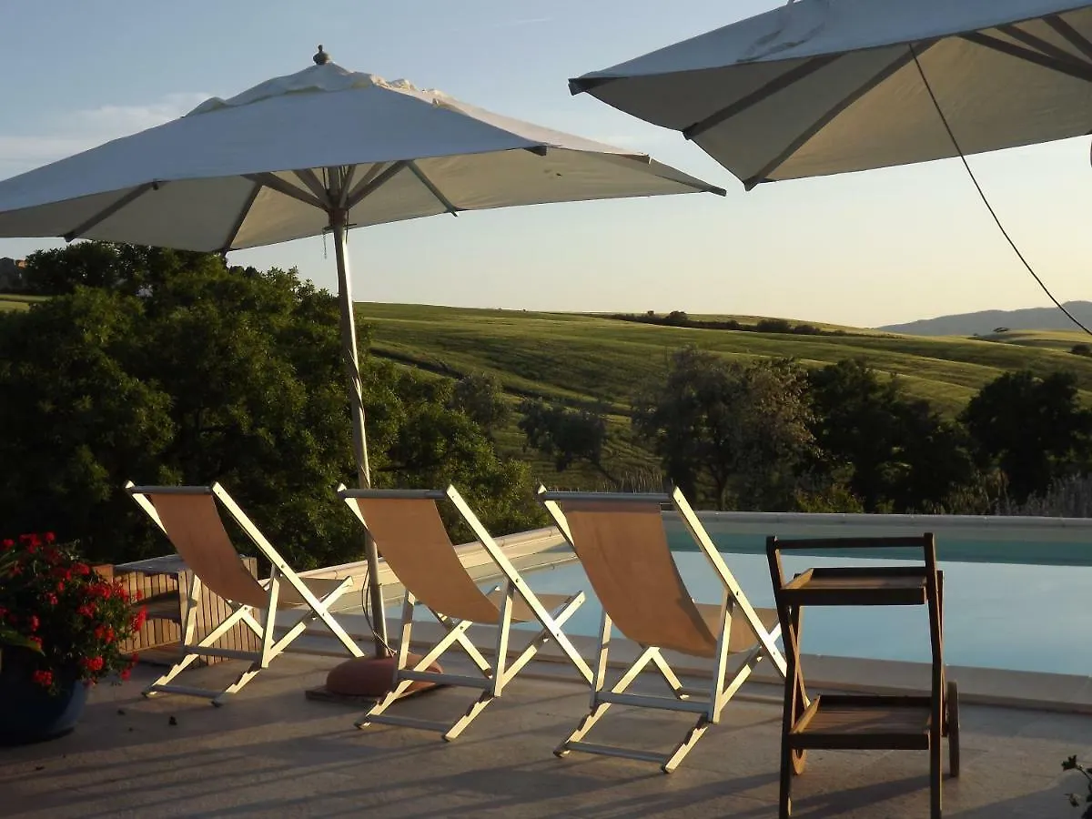 Agriturismo Podere Il Fornacino Santa Luce 0*,  Italië